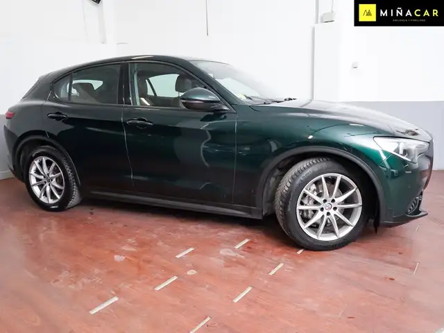 Alfa Romeo Stelvio view 2