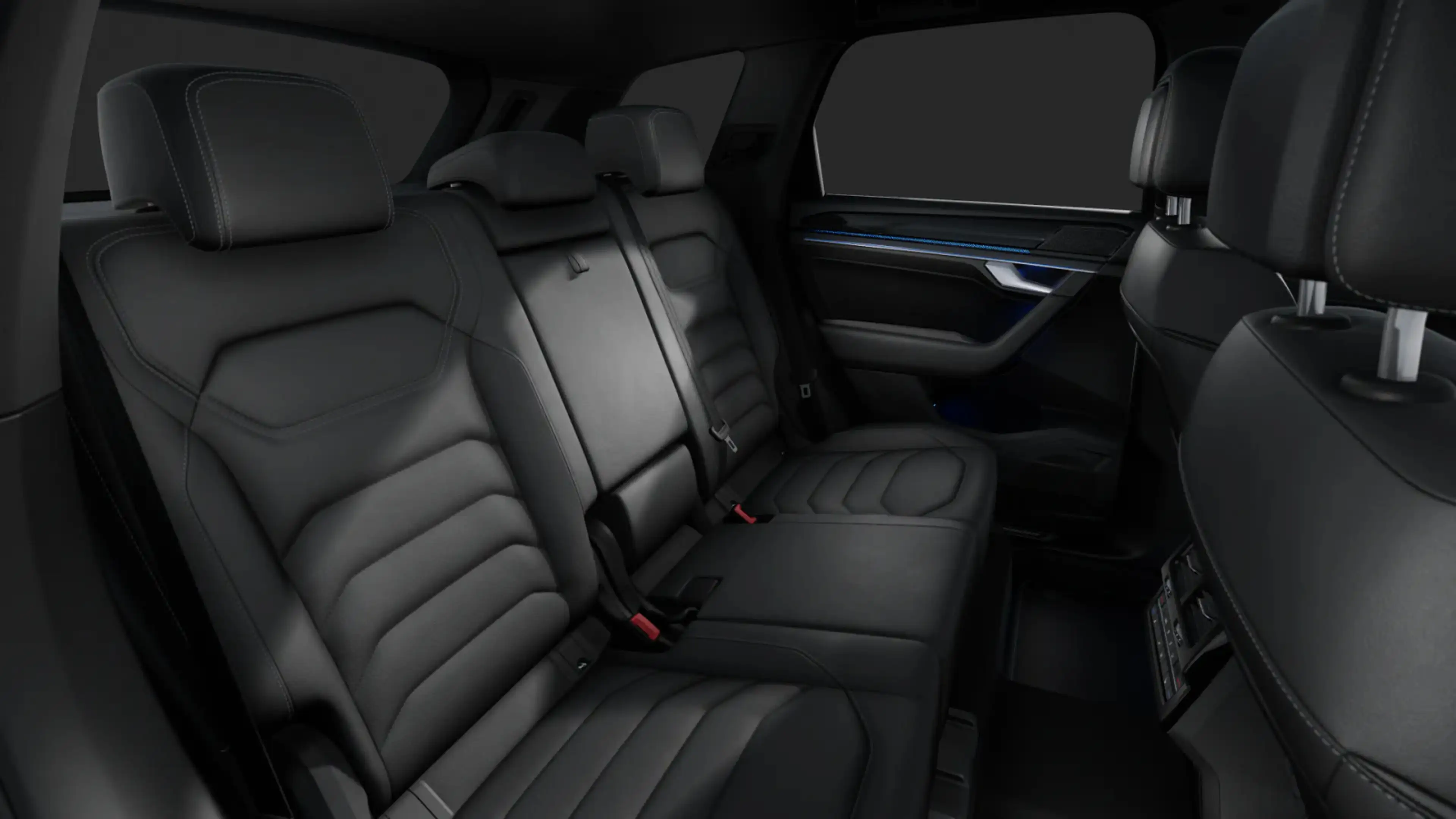 Volkswagen Touareg 3.0 TDI DSG R-LINE LUFT ST.HEIZ LM19 AHK — photo 11