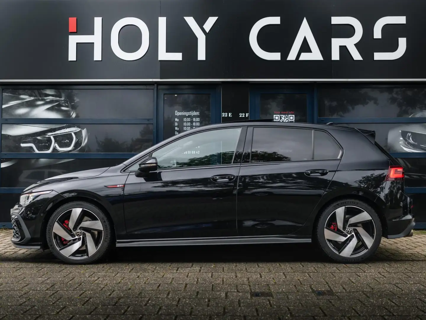 Volkswagen Golf GTI 8 2.0 TSI PANO | HUB | LED | KEYLESS | IQ.LIGHT | Nero - 2