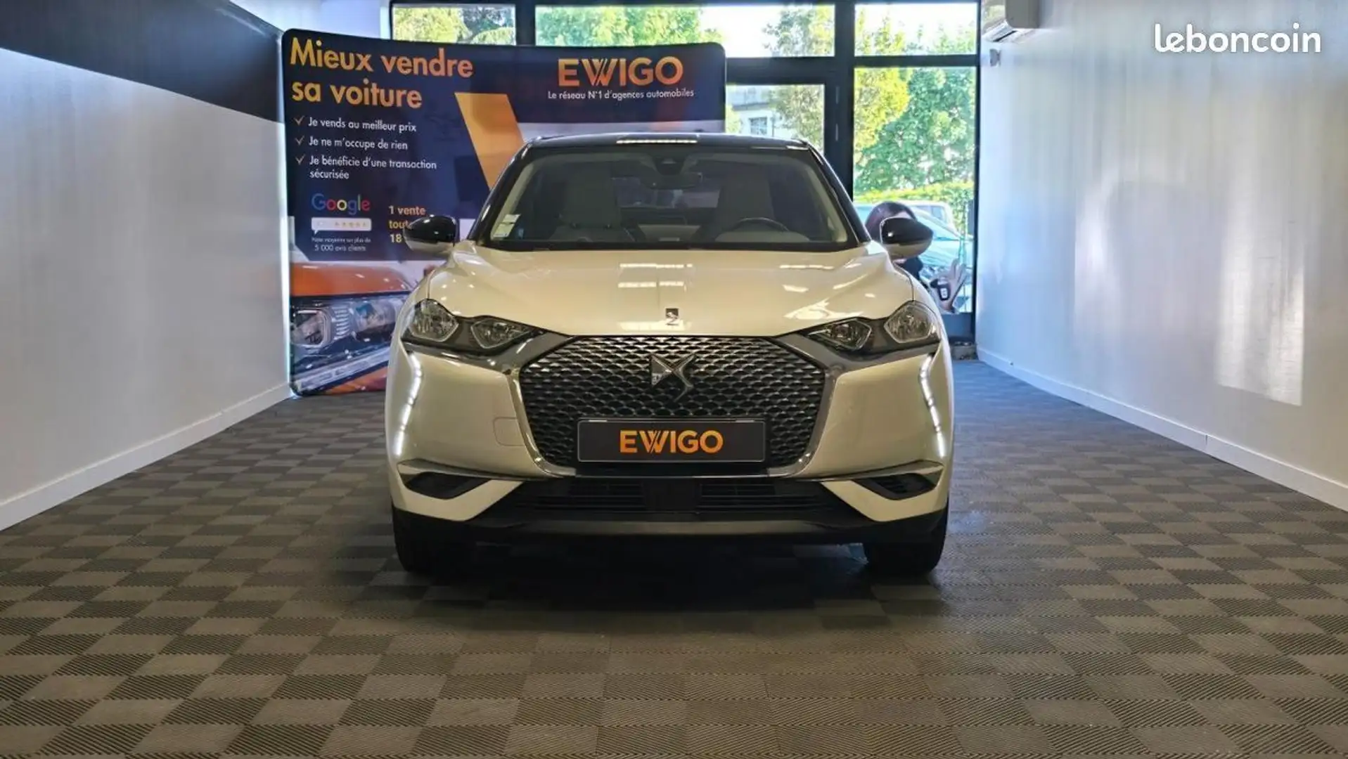 DS Automobiles DS 3 Crossback 1.2 PURETECH 155 SO CHIC BVA %2B KIT DISTRIBUTION  Wit - 2