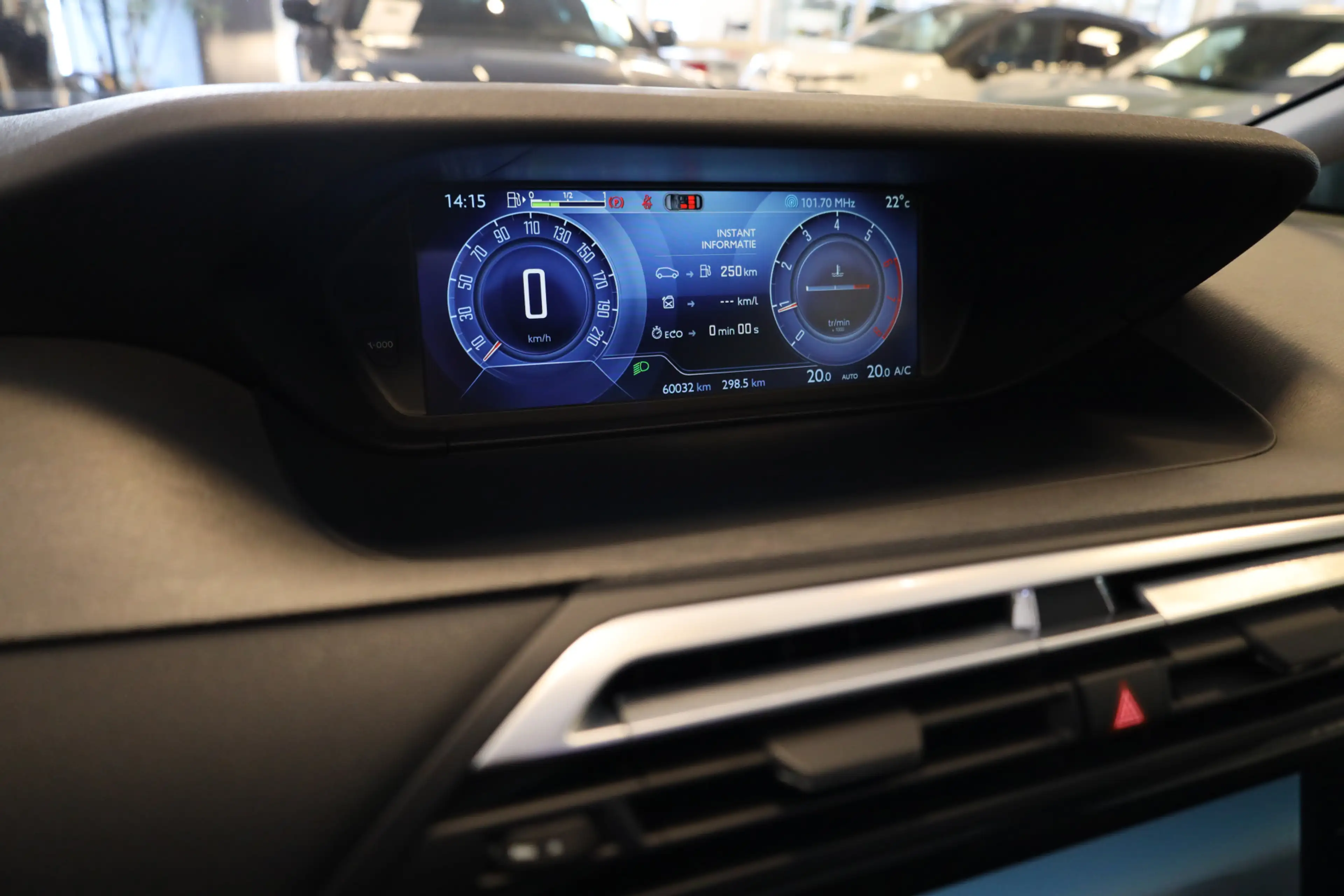 Citroen C4 Picasso PT 130 Intensive Trekhaak | Navi | Sensoren V+A+Ca — photo 31
