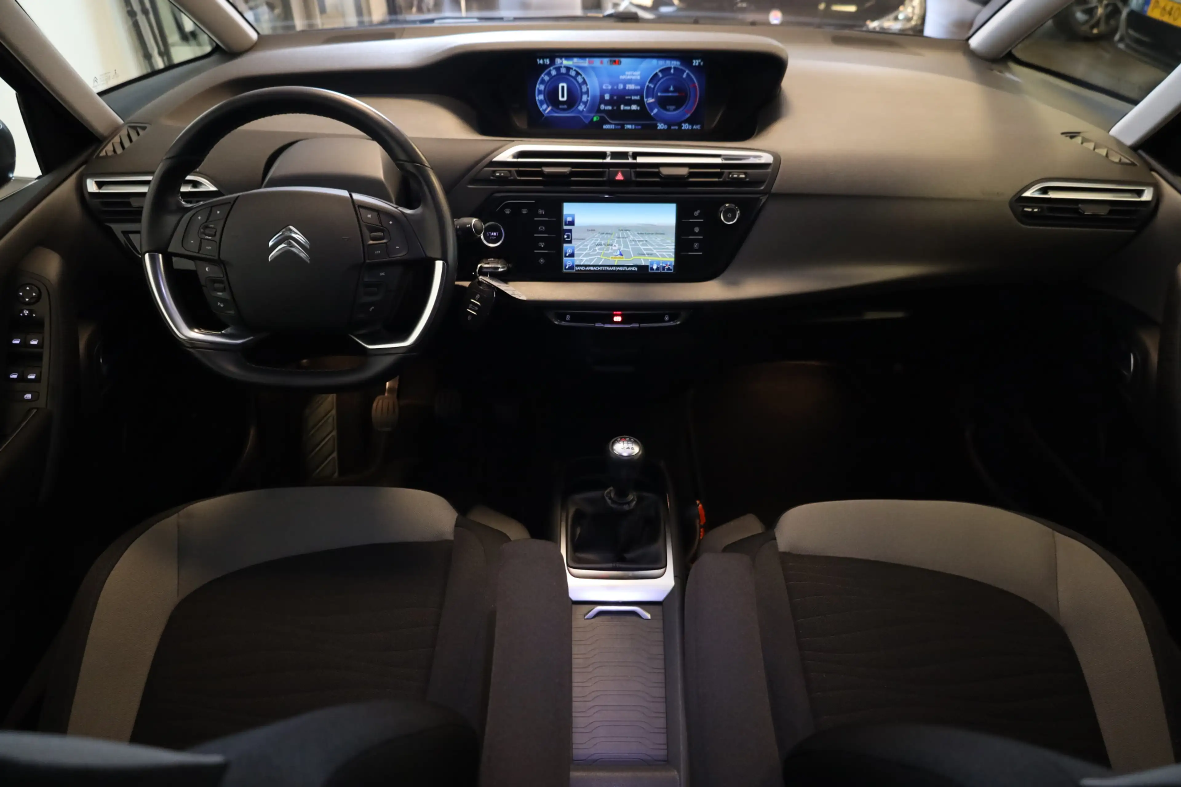 Citroen C4 Picasso PT 130 Intensive Trekhaak | Navi | Sensoren V+A+Ca — photo 29