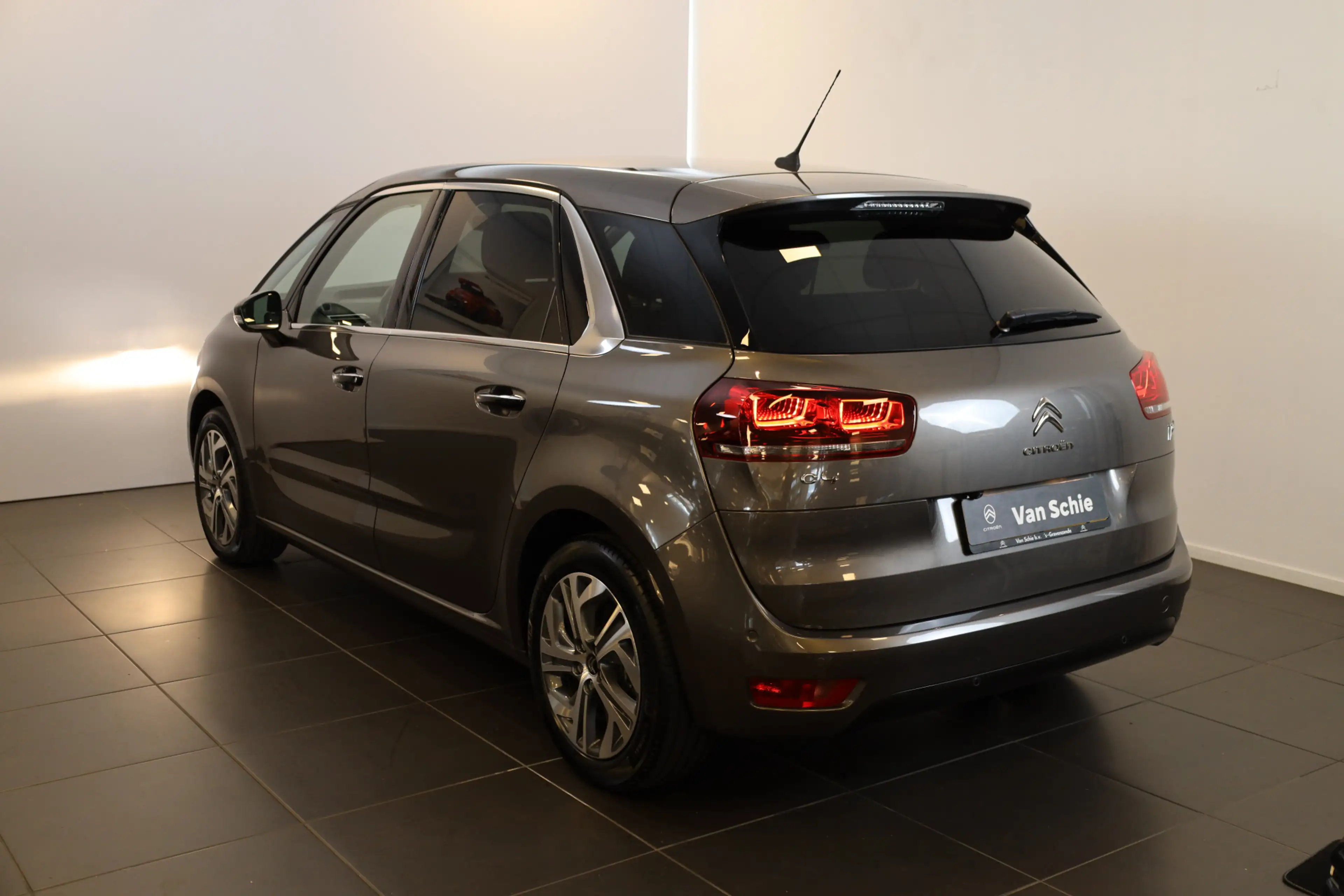 Citroen C4 Picasso PT 130 Intensive Trekhaak | Navi | Sensoren V+A+Ca — photo 32