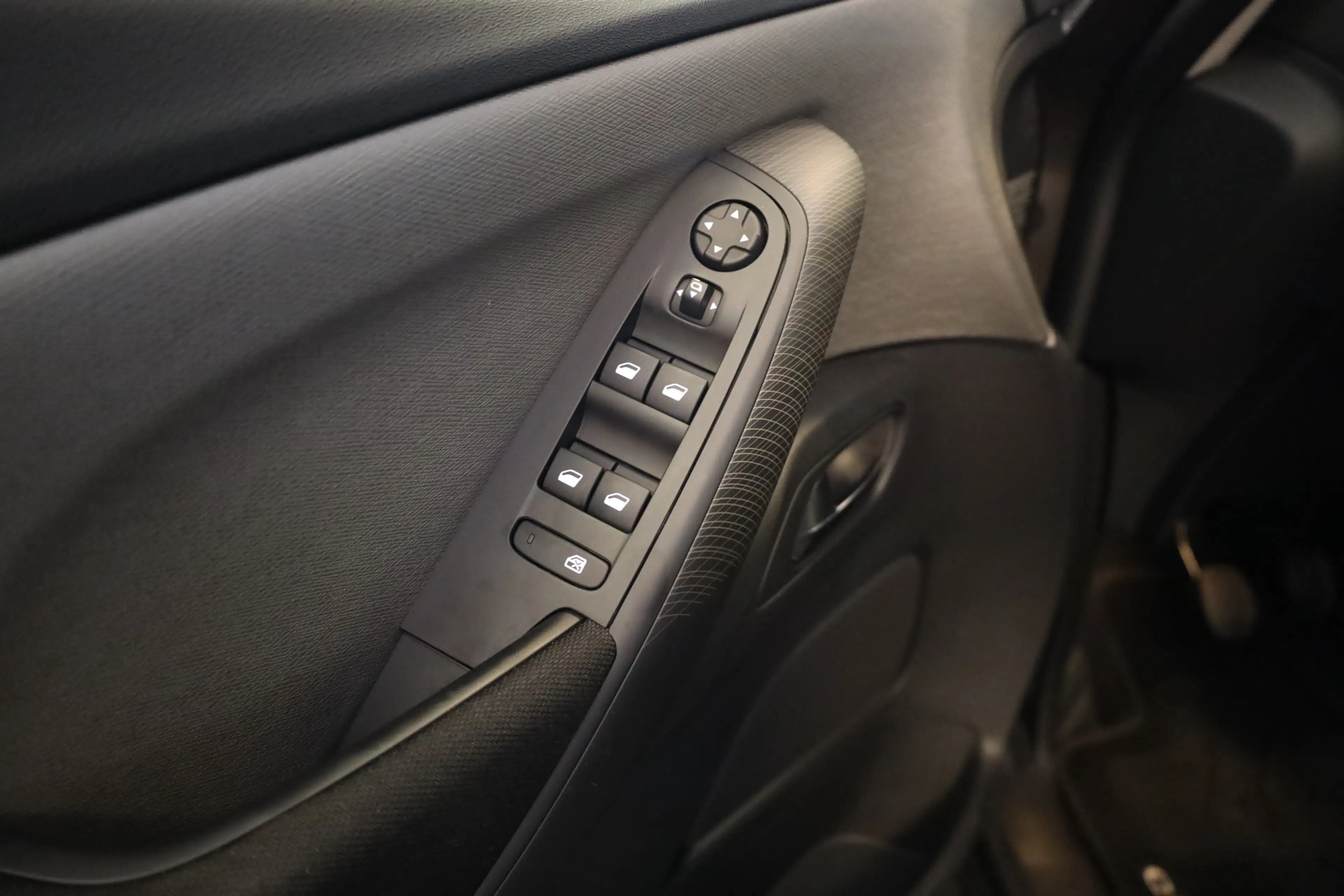 Citroen C4 Picasso PT 130 Intensive Trekhaak | Navi | Sensoren V+A+Ca — photo 28