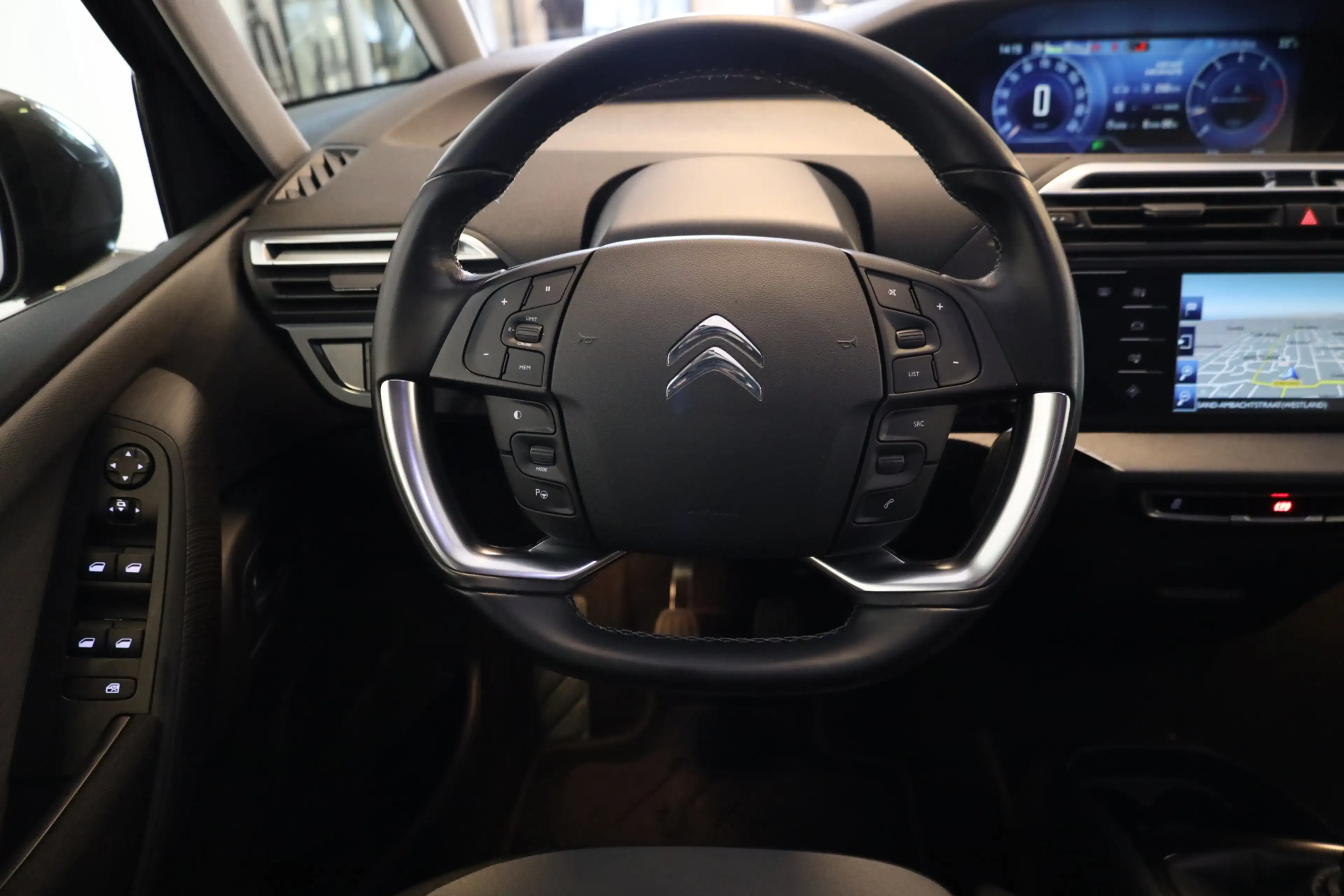 Citroen C4 Picasso PT 130 Intensive Trekhaak | Navi | Sensoren V+A+Ca — photo 30