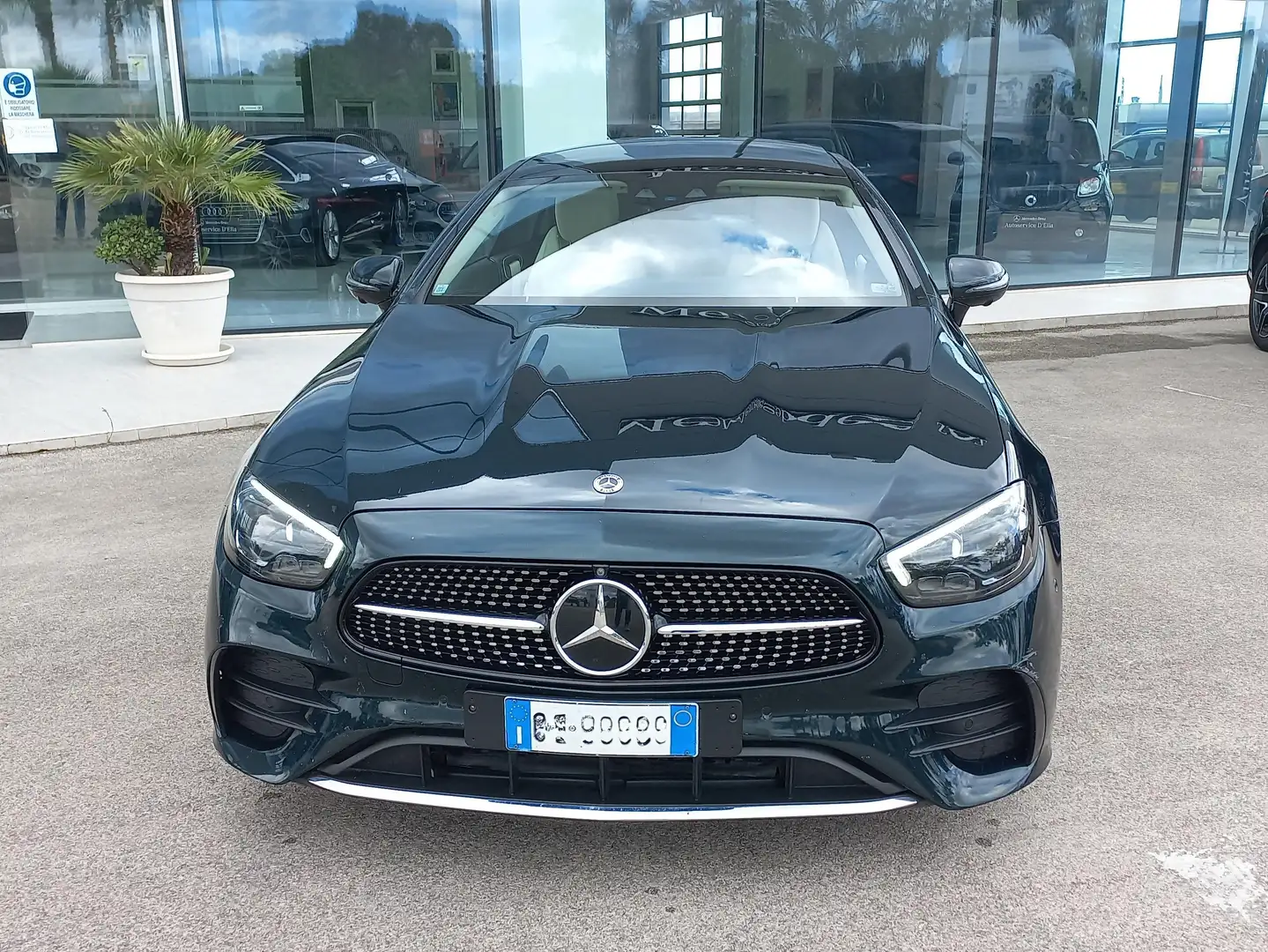 Mercedes-Benz E 300 d Coupe MHEV- ICON COLLECTION 4MATIC auto Groen - 2