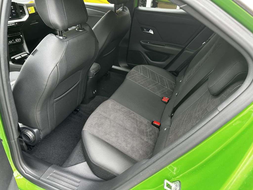 Opel Mokka E