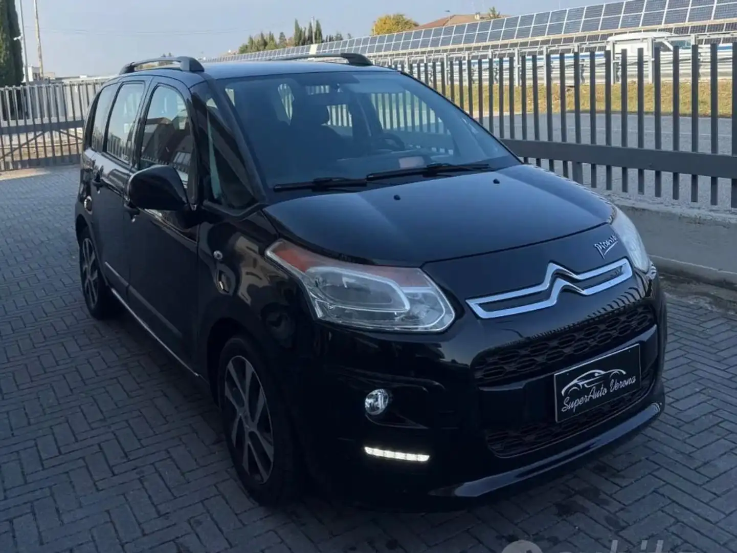 Citroen C3 Picasso 1.4 VTI 95 EXCLUSIVE LIMITED Nero - 2