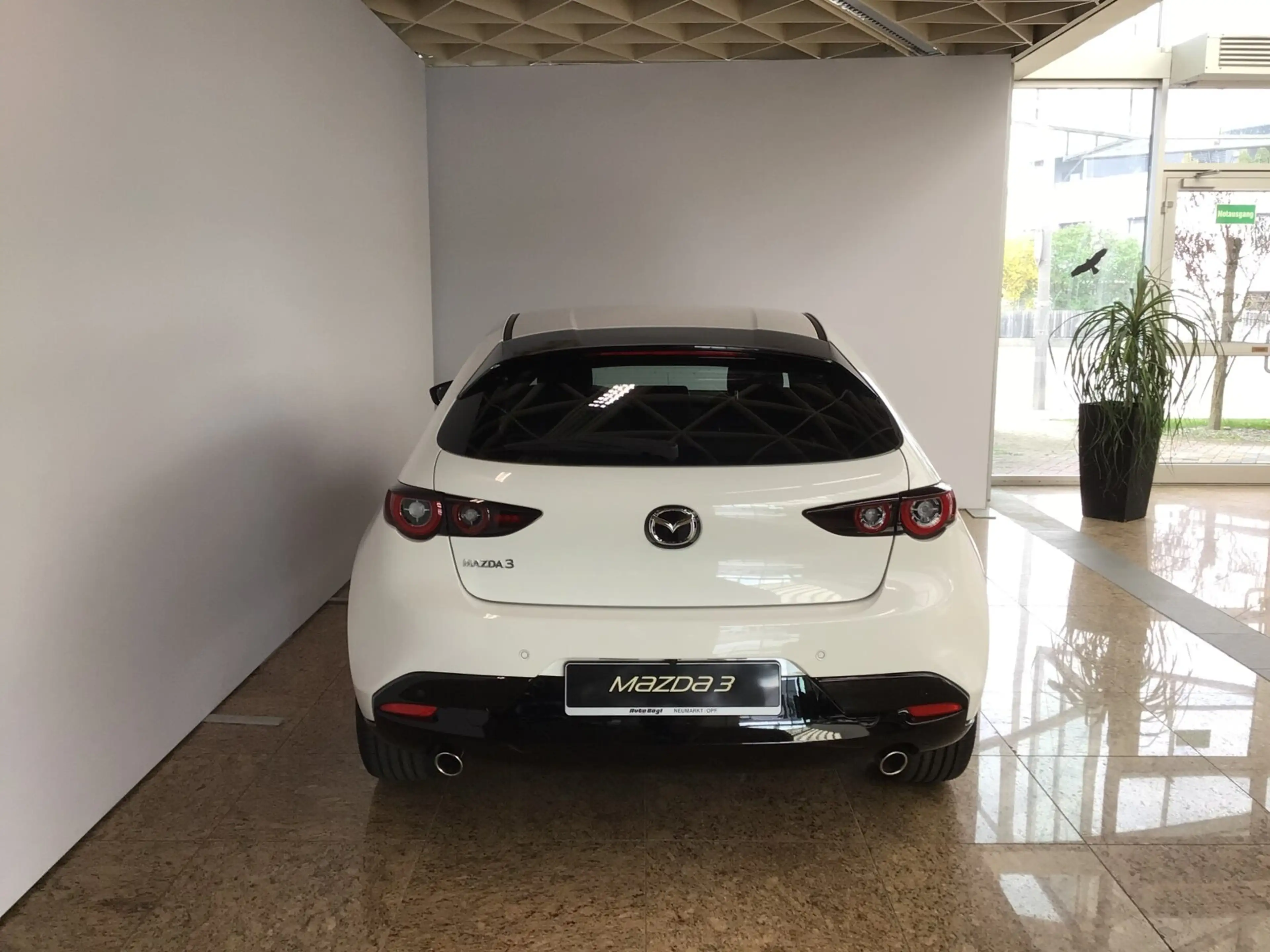 Mazda 3 3 2,5-Liter e-Skyactiv G 140 Centre-Line (EURO 6e) — photo 5