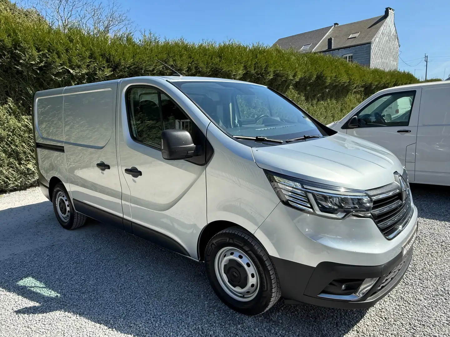 Renault Trafic 2.0 dCi 30 L1H1 - 53.000 KM - TVA DEDUCTIBLE - Gris - 2