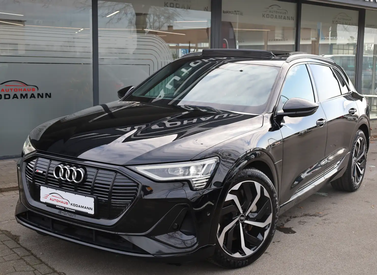 Audi e-tron 50 quattro*Pano*21*Cam*HUD*AHK* S-Line Noir - 2