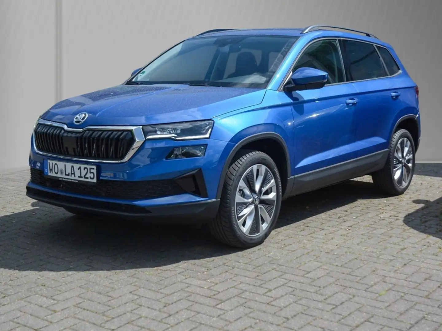 Skoda Karoq Selection 1,5 TSI 110 kW / 150 PS Blauw - 2