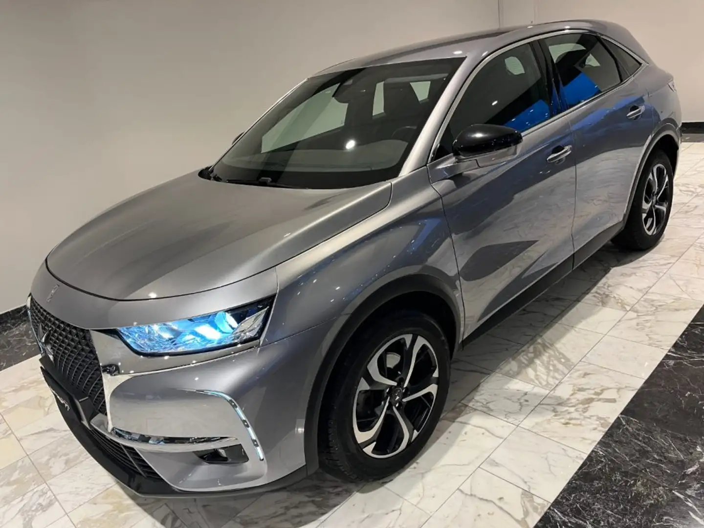 DS Automobiles DS 7 Crossback BlueHDi 130CV BUSINESS 6M. Silber - 1