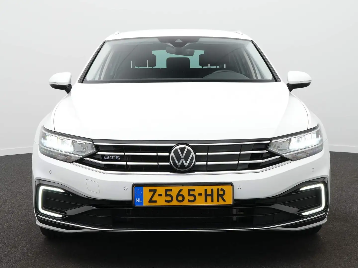 Volkswagen Passat Variant 1.4 TSI PHEV GTE Business Leer-Alcantara / Navigat Wit - 2