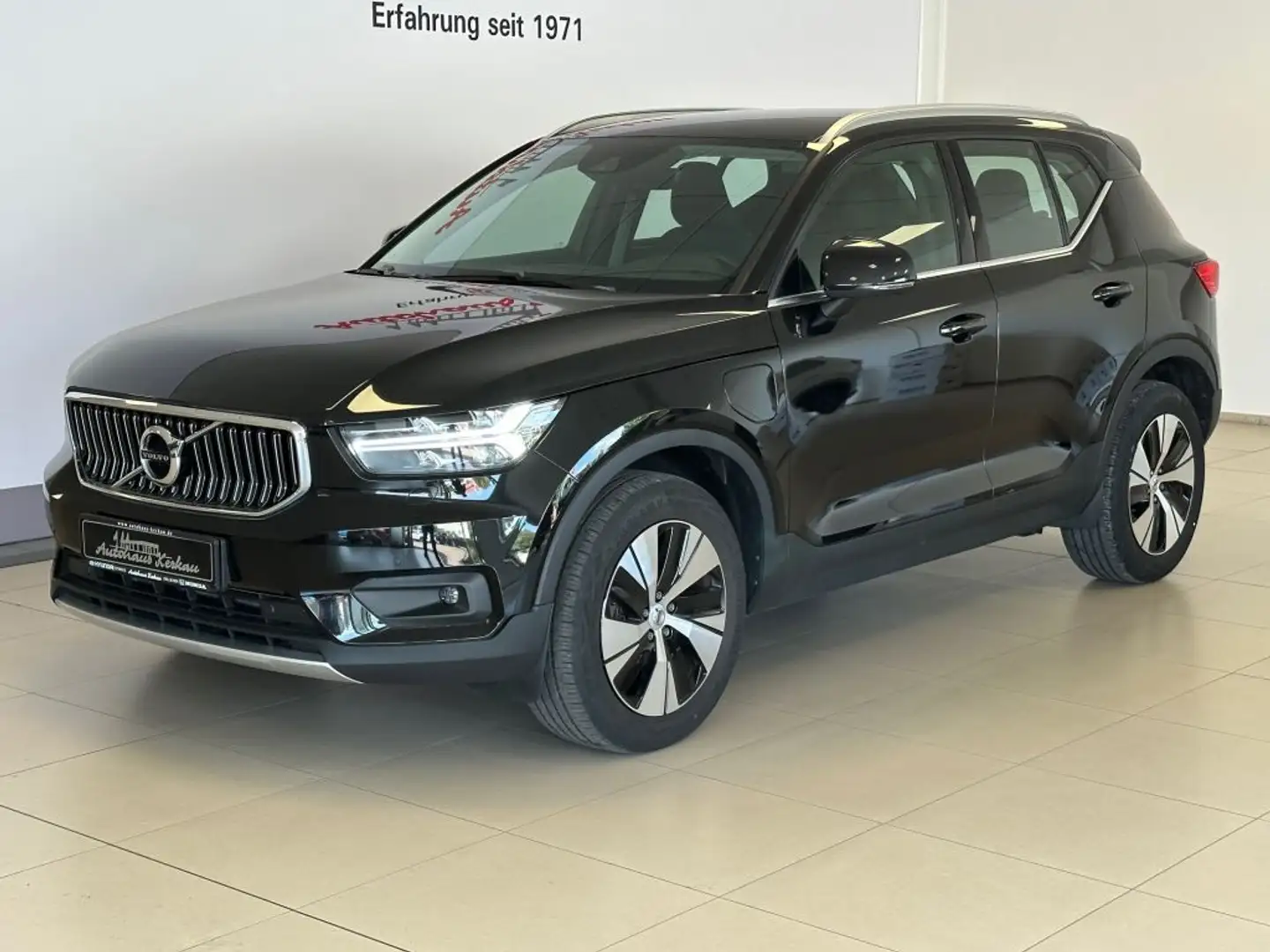 Volvo XC40 T5 Recharge DKG Inscription Expression Schwarz - 2