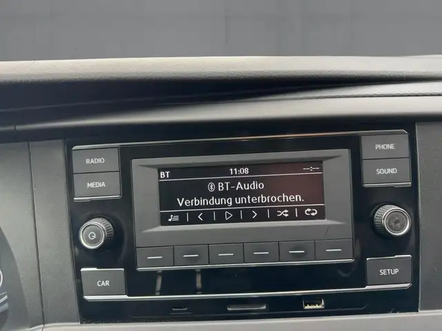 Volkswagen Transporter view 11
