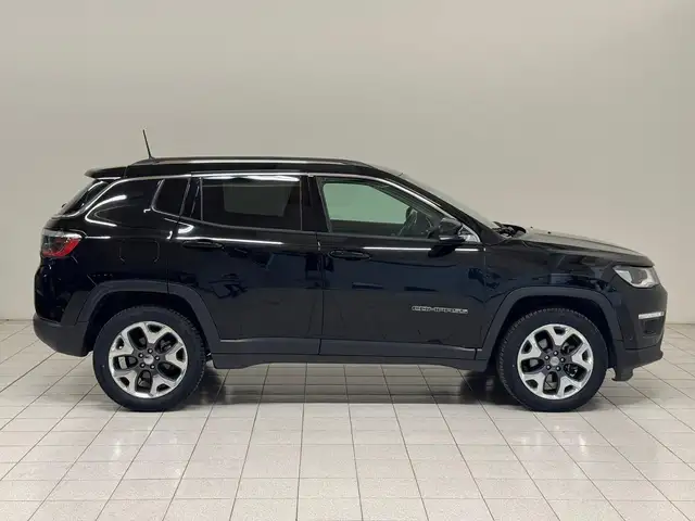 Jeep Compass view 6