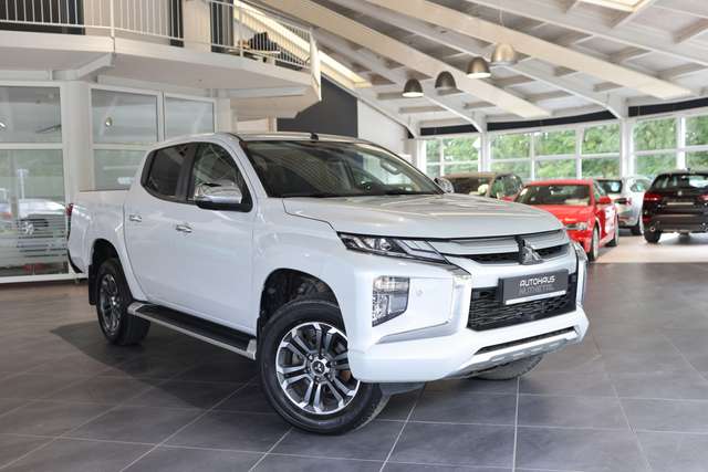 Imagine Mitsubishi L200 TOP 4WD DOPPELKABINE 1. BESITZ   LEDER