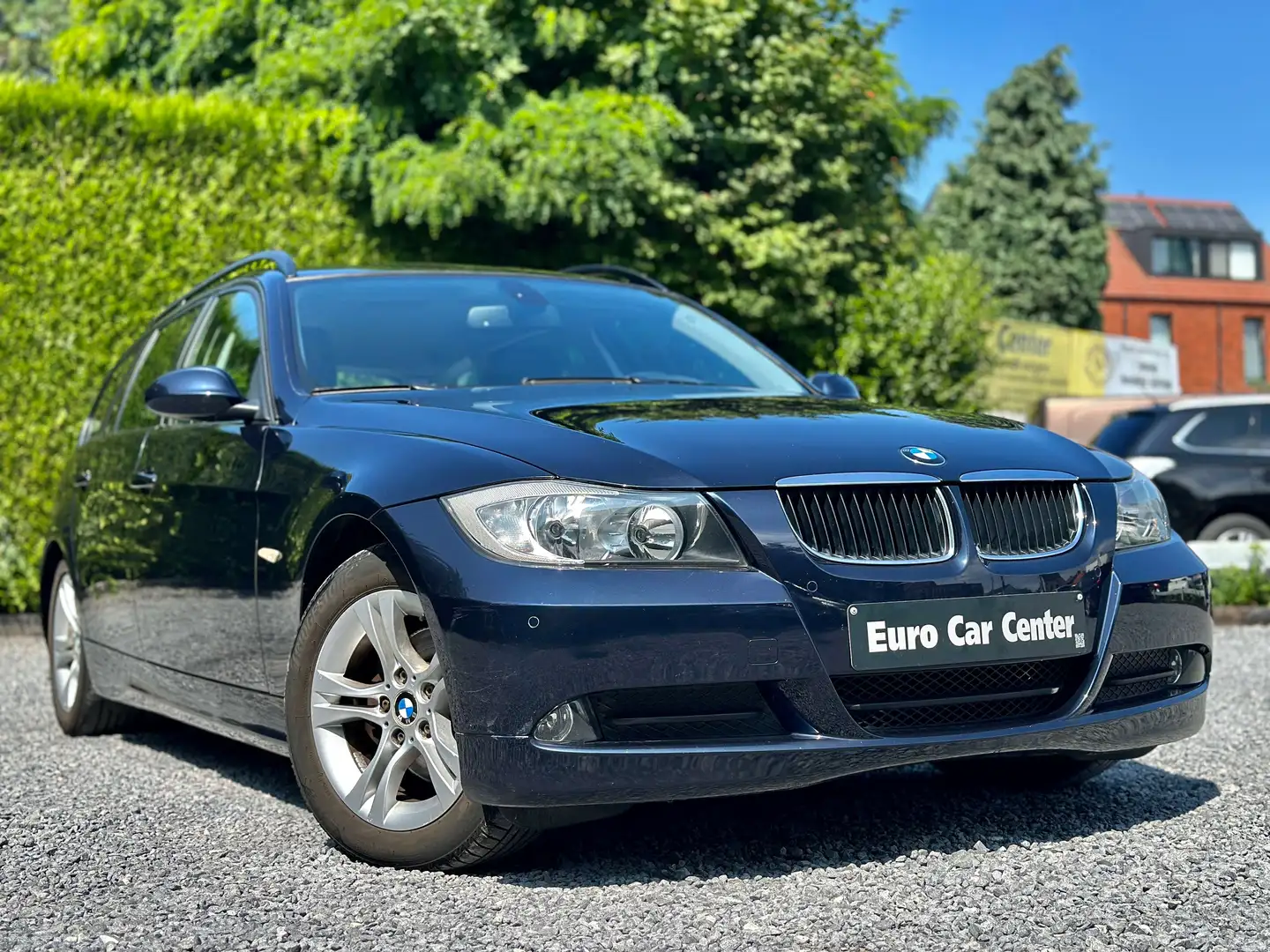 BMW 318 Touring 2.0i Bleu - 2