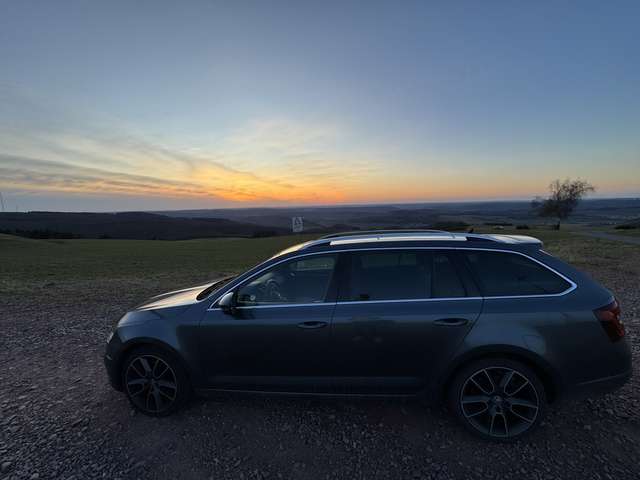 Skoda Octavia Octavia Combi 2.0 TDI RS