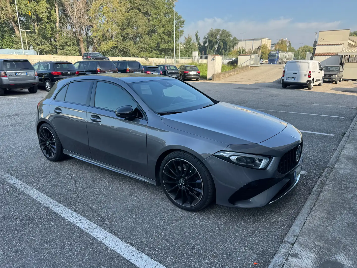 Mercedes-Benz A 250 Premium auto Gris - 1