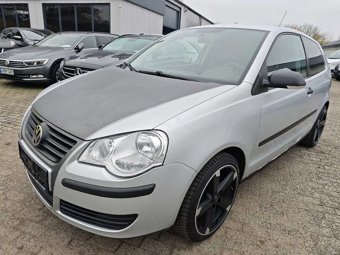 Volkswagen Polo IV 3-Türer 1.2 Trendline Silber - 1
