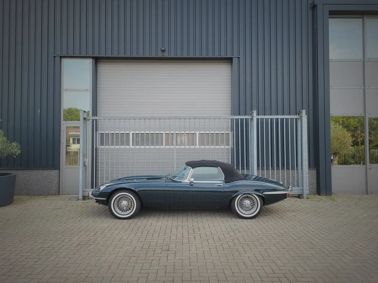 Jaguar E-Type v12 roadster Zelená - 1