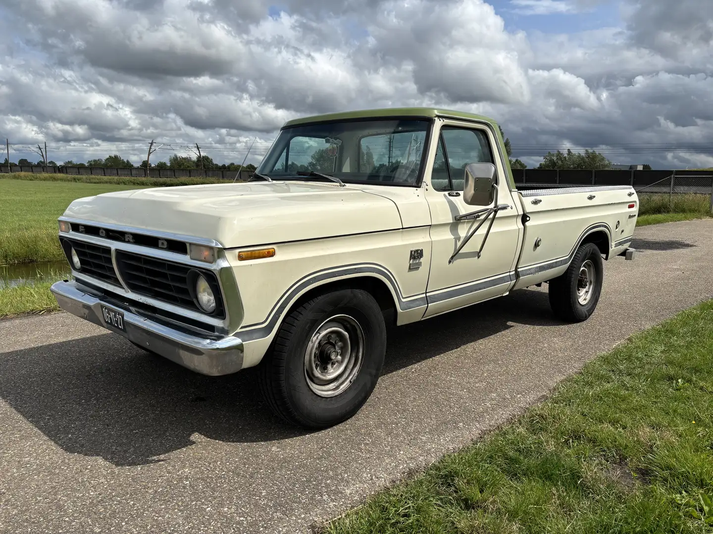 Ford F 250 camper special Beige - 1