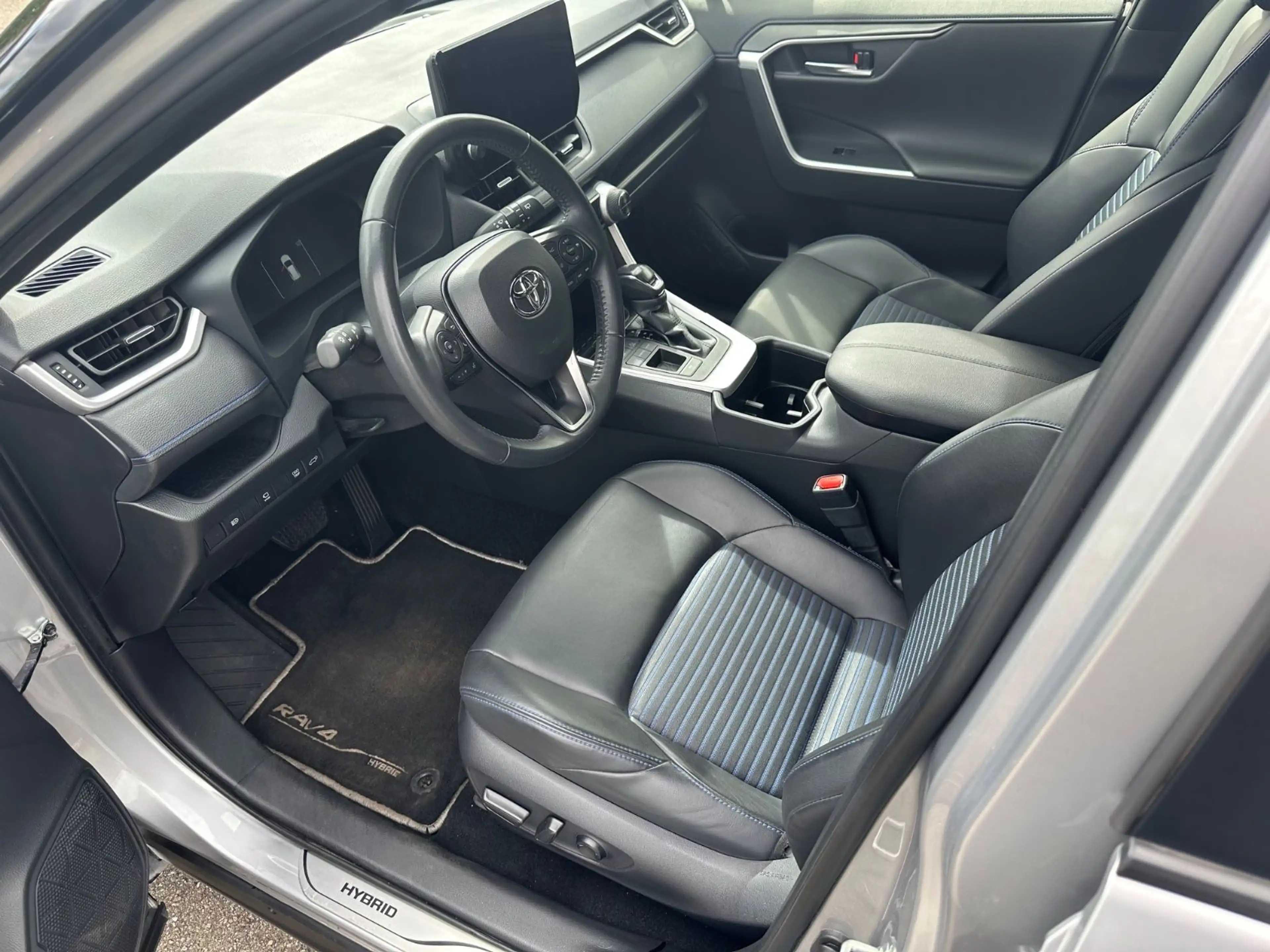 Toyota RAV4 Hybrid 4x2*Teamplayer*18"*360°*Spur*Abst.Te — photo 9