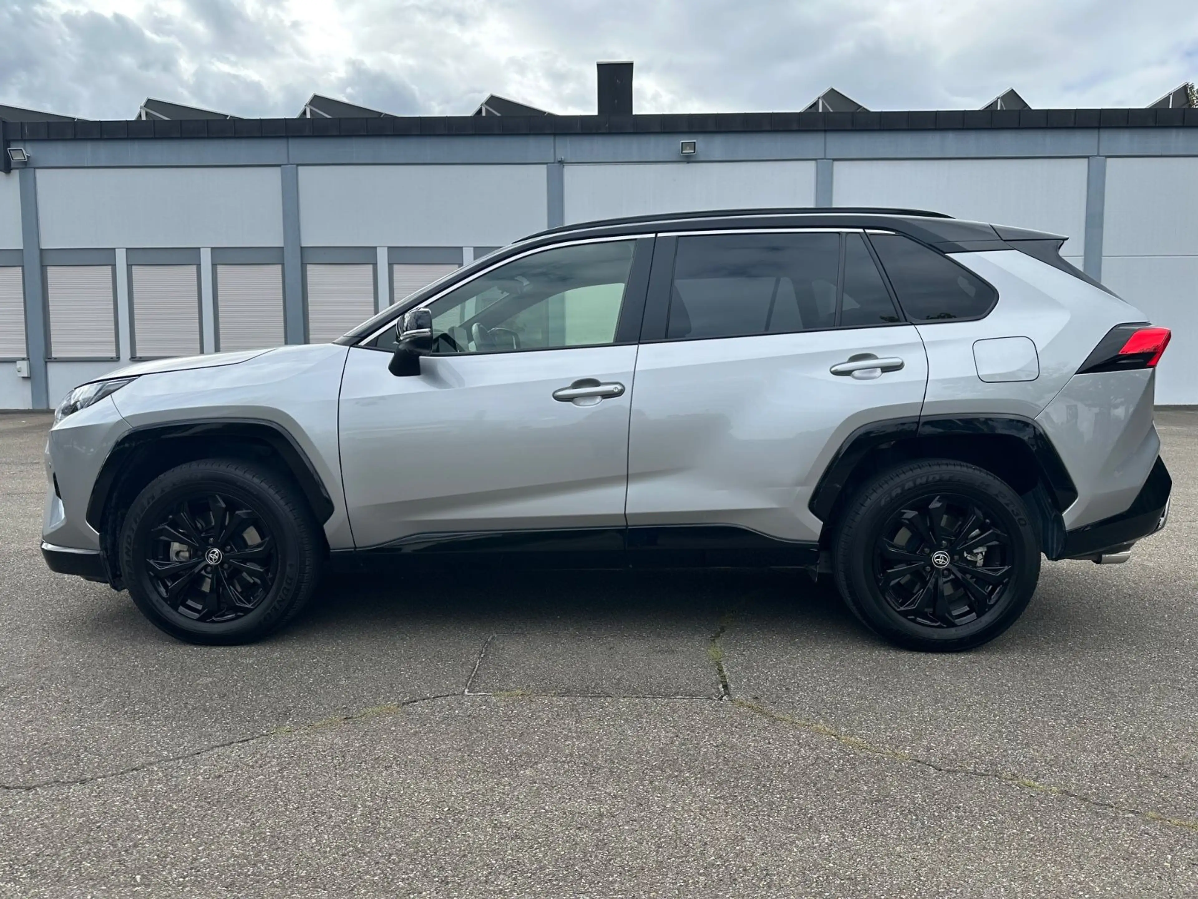 Toyota RAV4 Hybrid 4x2*Teamplayer*18"*360°*Spur*Abst.Te — photo 2