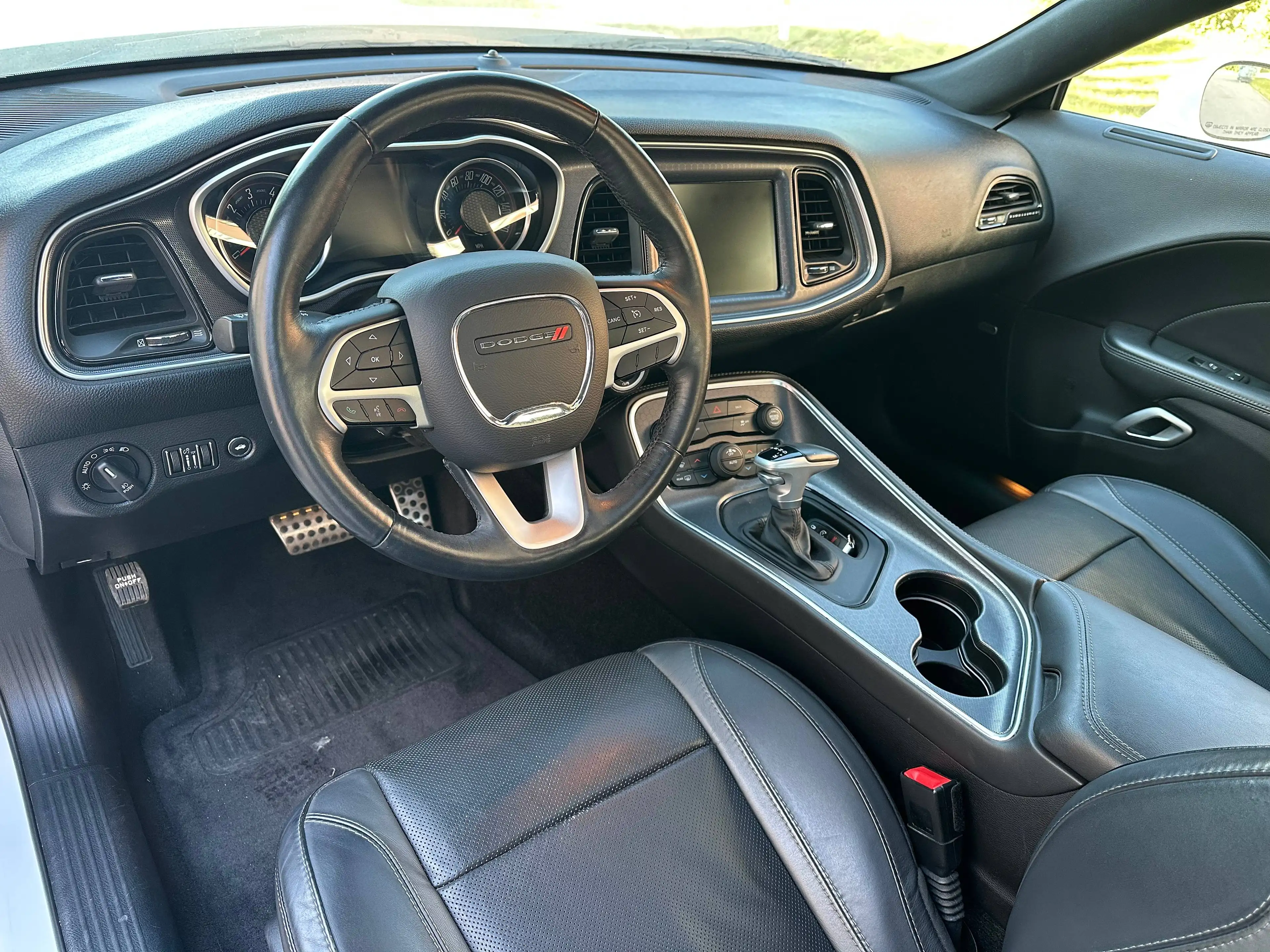 Dodge Challenger Challenger Automatik SXT Plus — photo 8