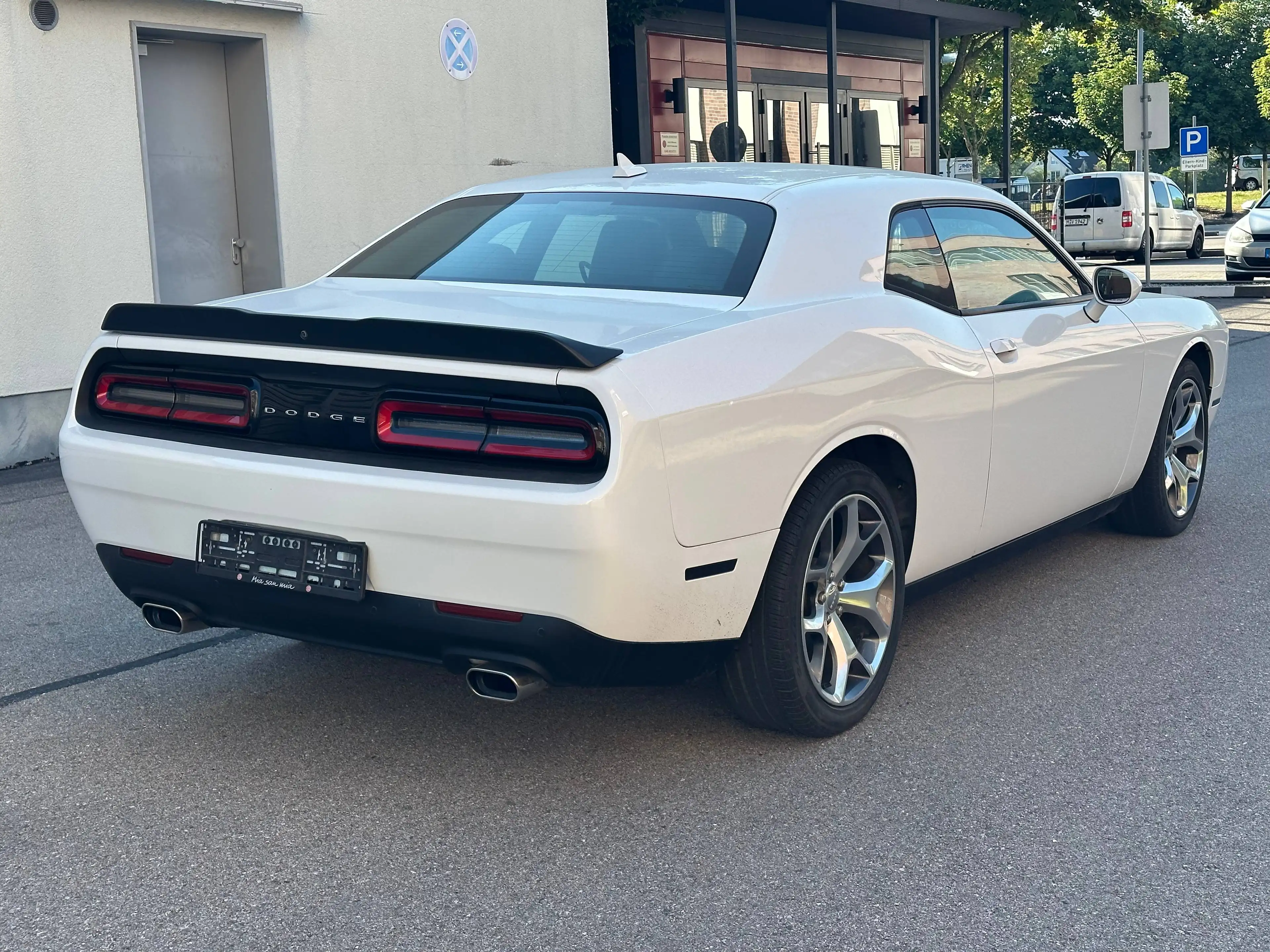 Dodge Challenger Challenger Automatik SXT Plus — photo 3