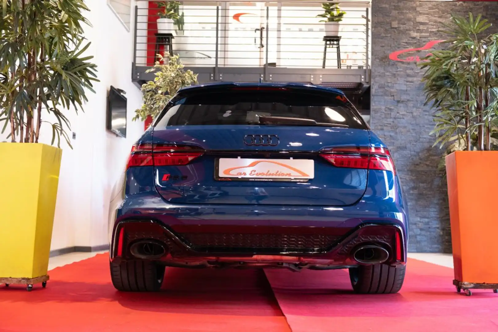 Audi RS6 Avant 4.0 TFSI V8 quattro tiptronic PerformanceUNI Bleu - 2