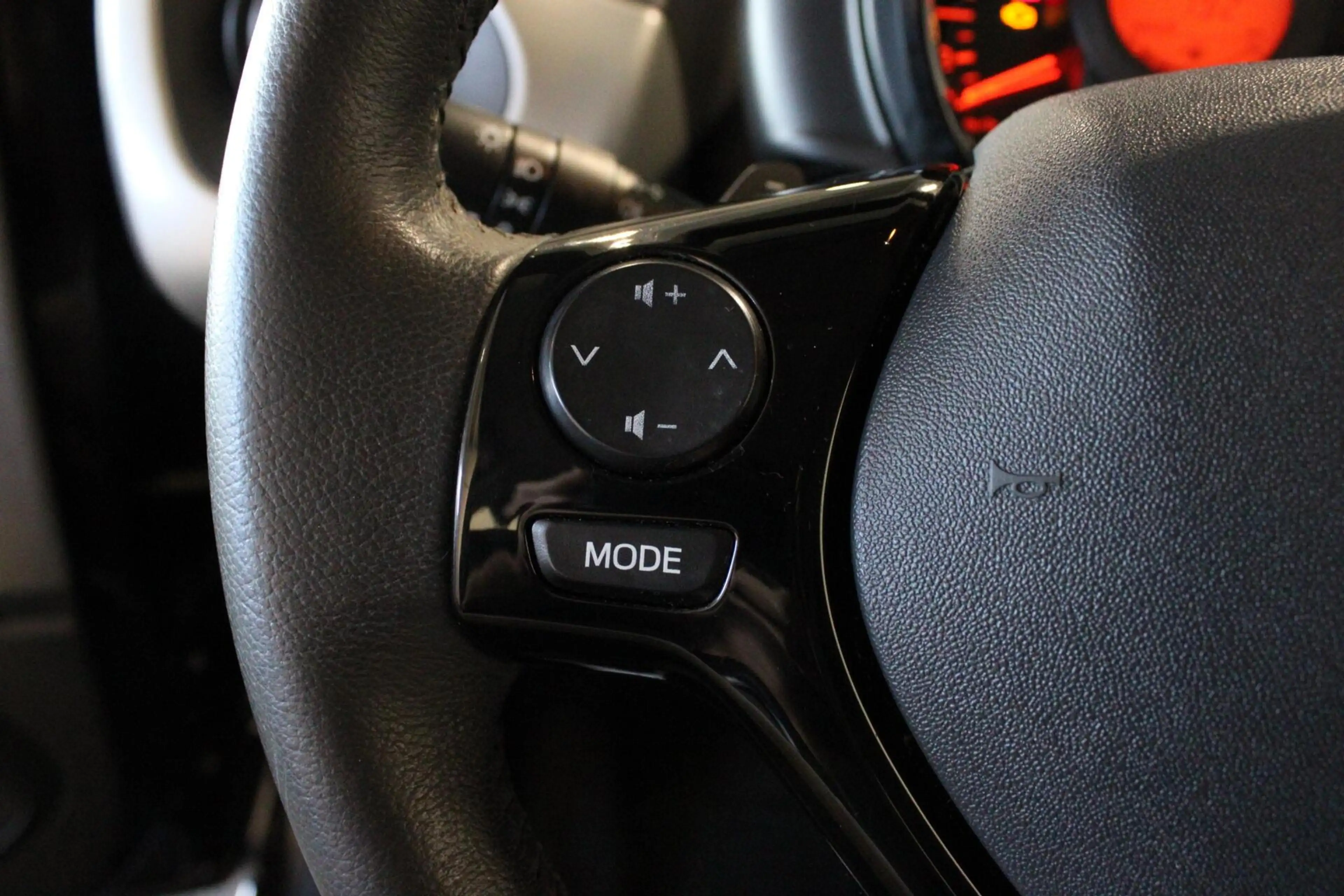 Peugeot 108 1.0 VTi Active | Automaat | NAP | Airco — photo 10
