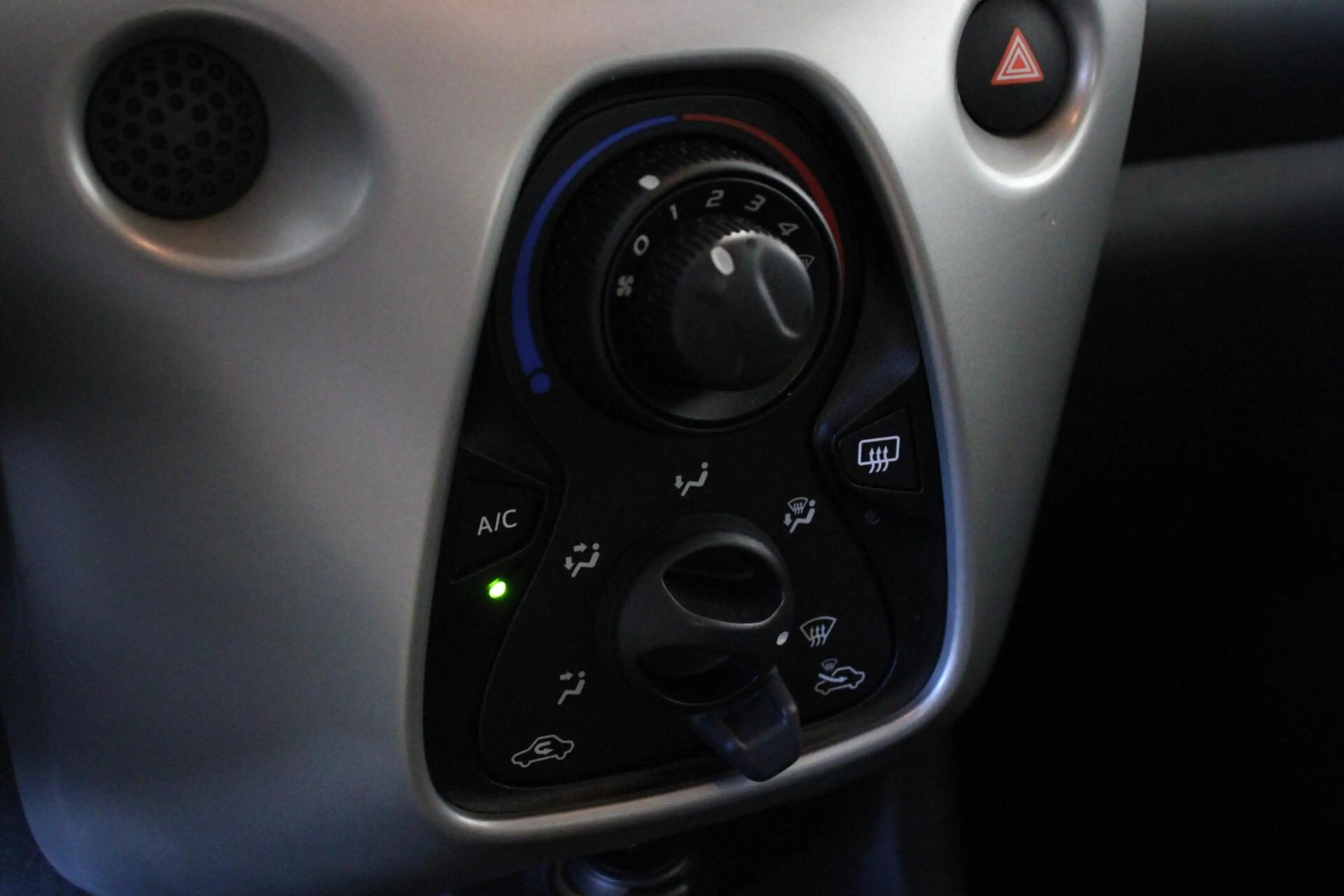 Peugeot 108 1.0 VTi Active | Automaat | NAP | Airco — photo 13