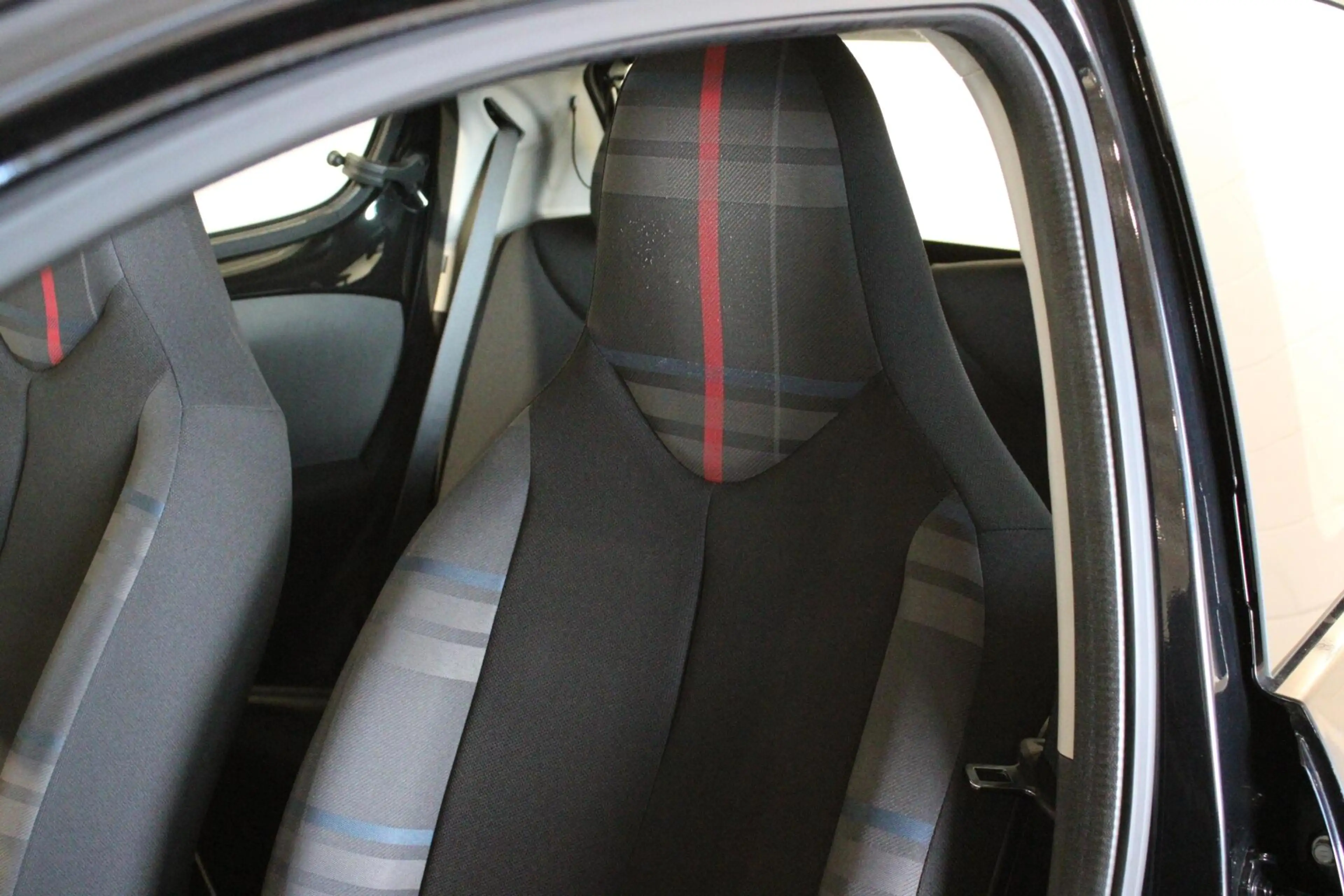 Peugeot 108 1.0 VTi Active | Automaat | NAP | Airco — photo 8