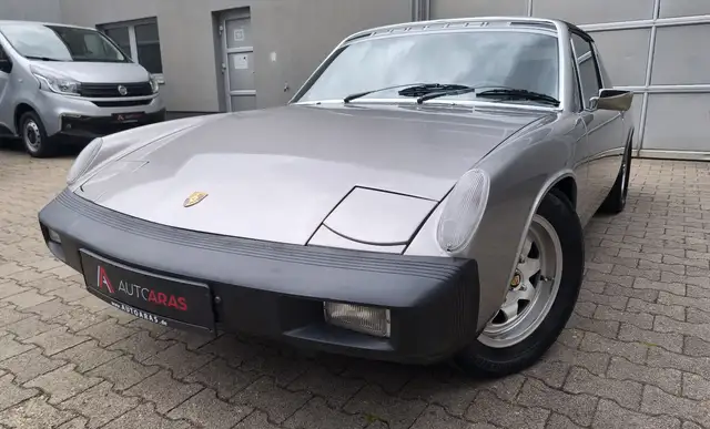 Porsche 914