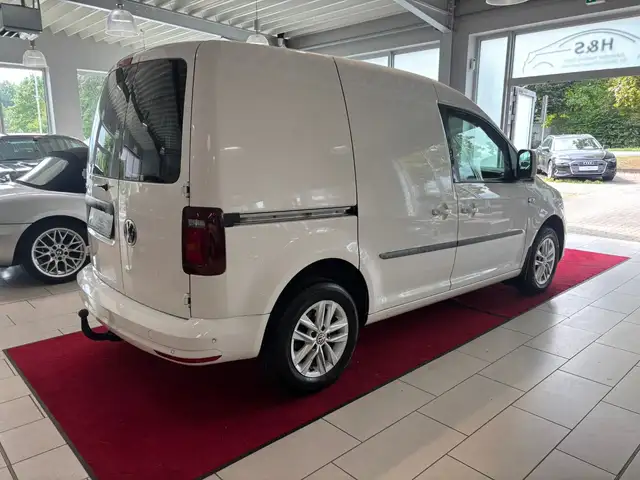 Volkswagen Caddy view 3