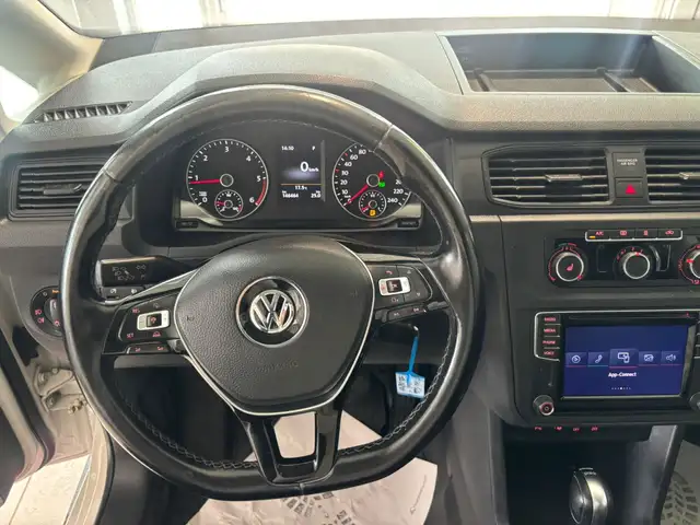 Volkswagen Caddy view 13