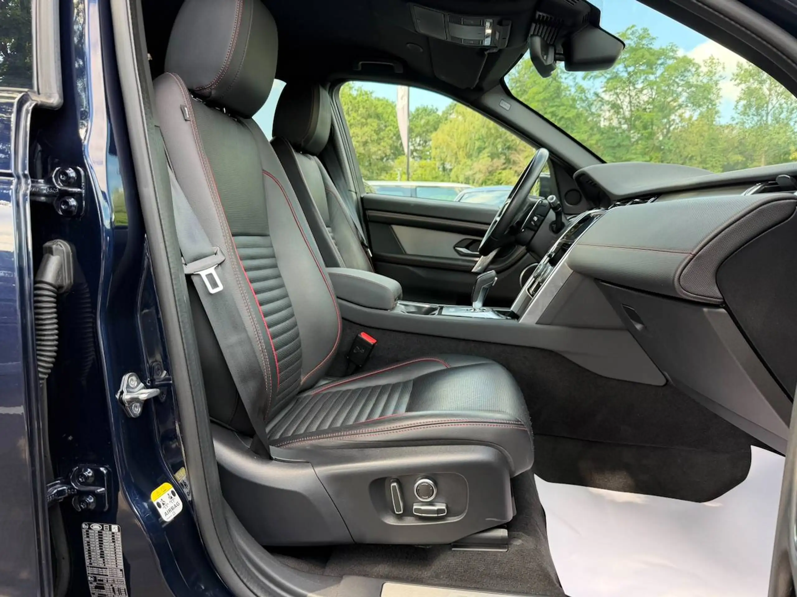 Land Rover Discovery Sport SPORT 4WD R DYNAMIC VERWARMD STUUR VERWARMDE ZETELS V+A CARPLAY ELEKTRISCHE ZETELS — 6/12