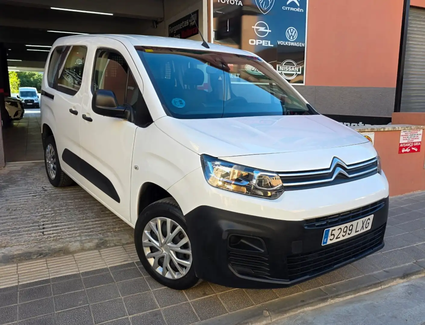 Citroen Berlingo Combi BlueHDi S&S Talla M Live Pack Busin Blanco - 2