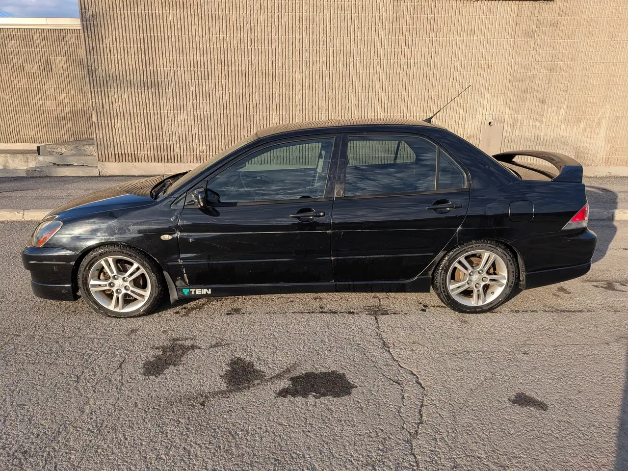 Mitsubishi Lancer снимка Mitsubishi Lancer