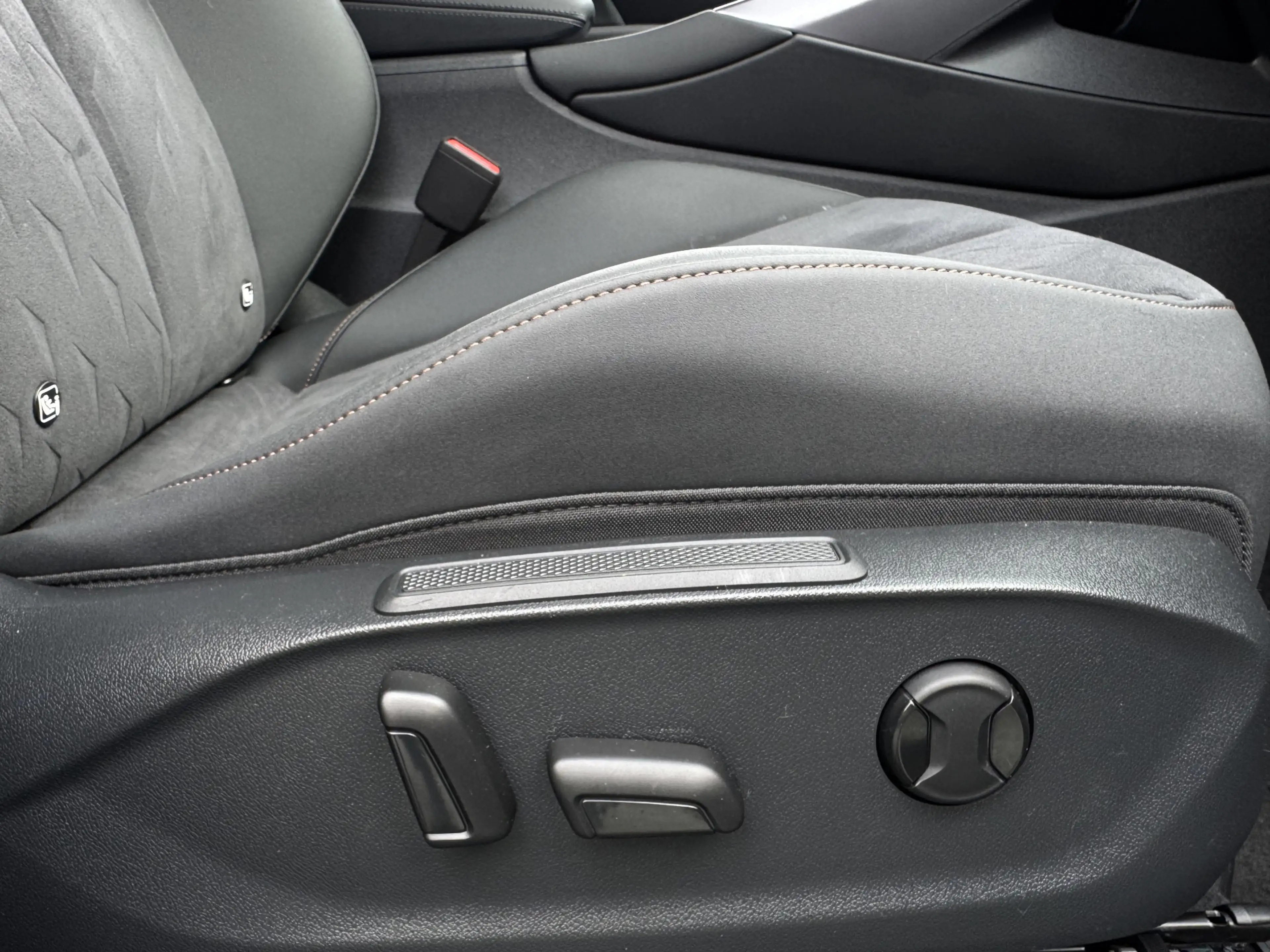 CUPRA Terramar 1.5 TSIe 150PK DSG BUSINESS HEAD-UP/NAVI/CAMERA/LE — photo 20