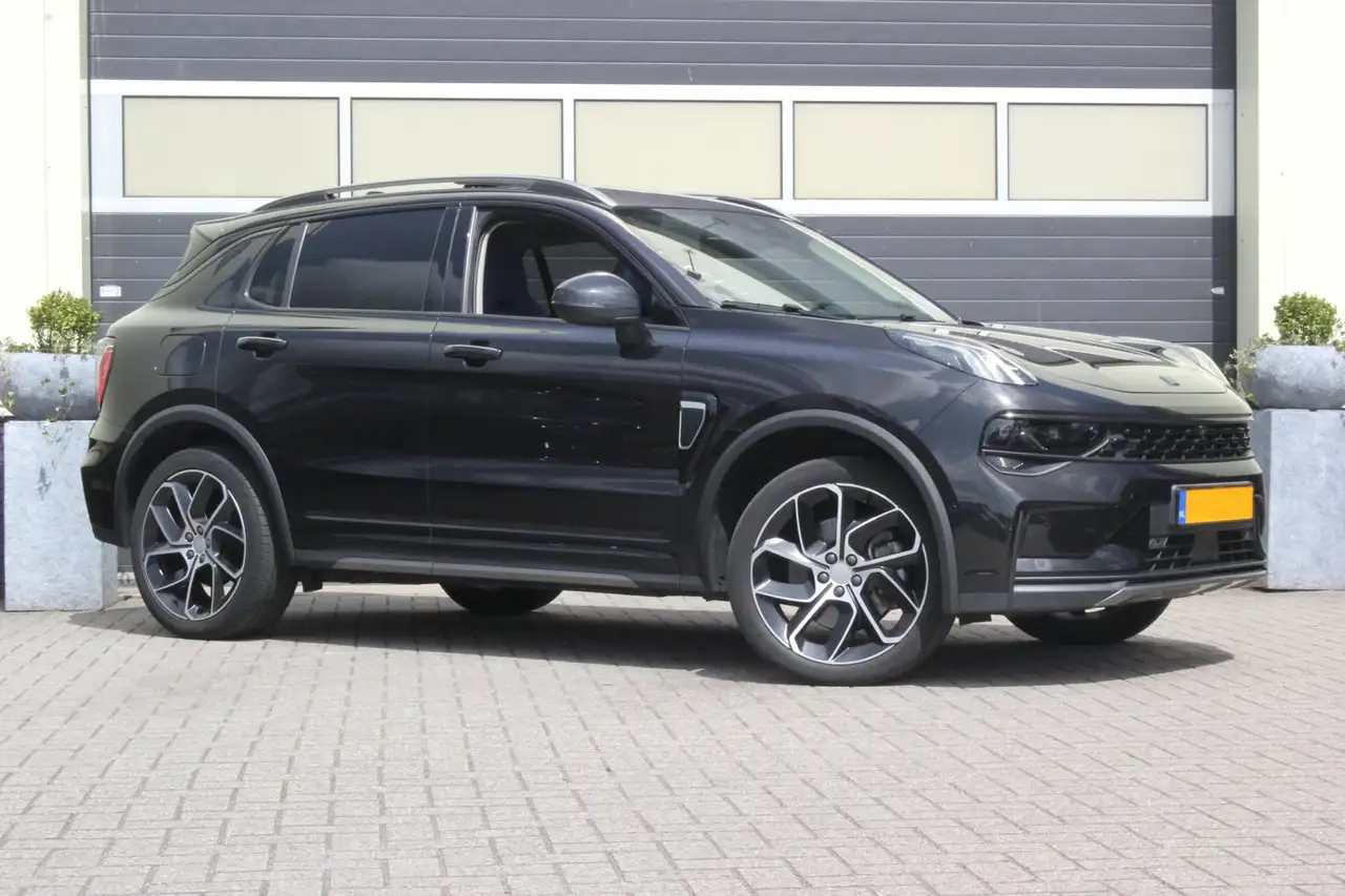 Lynk & Co 01 1.5 PHEV Plug-in hybrid NAP Black-line Panor, миниатюра 5