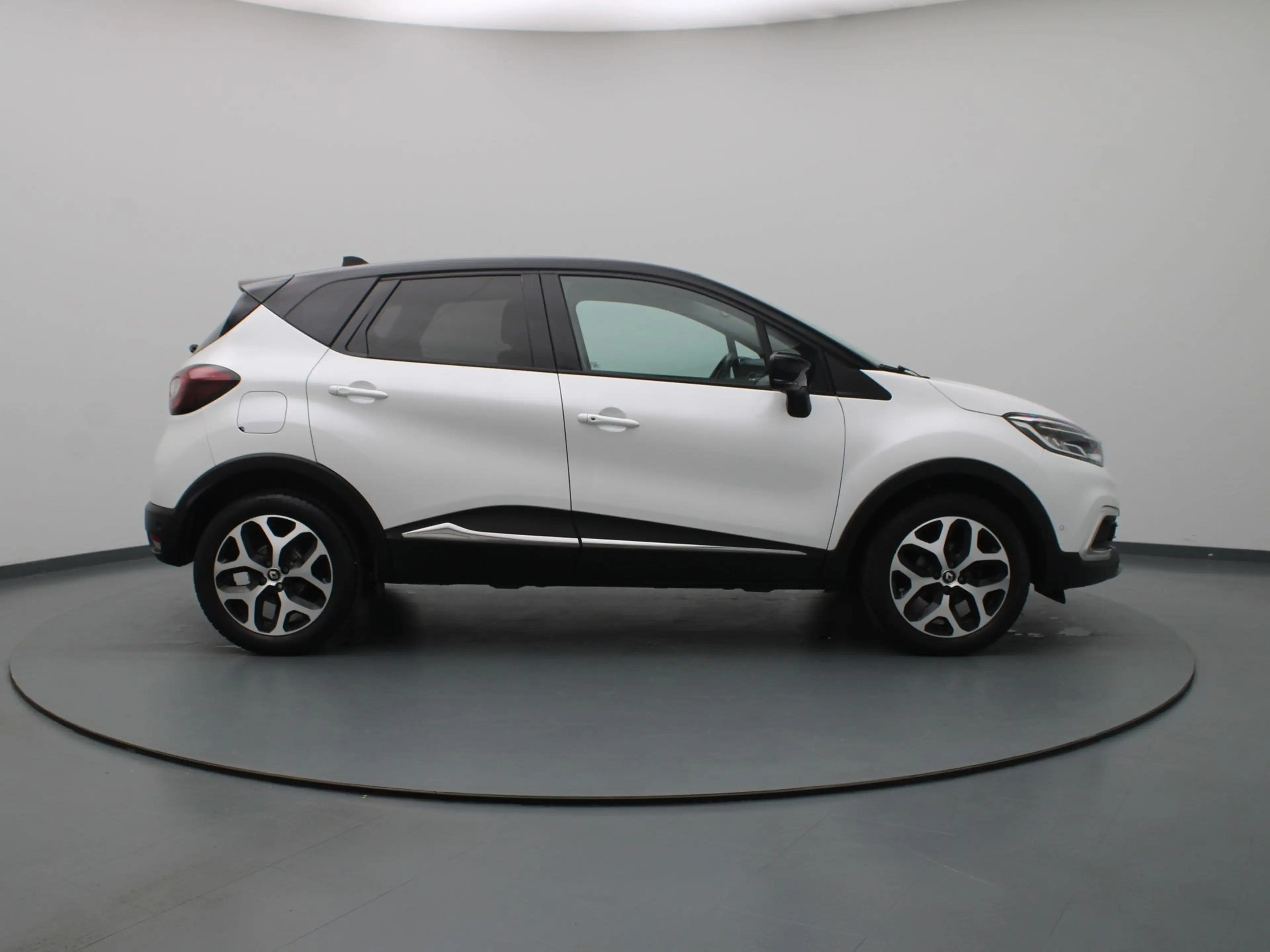 Renault Captur 90pk TCe Intens Climate | Navi — photo 24