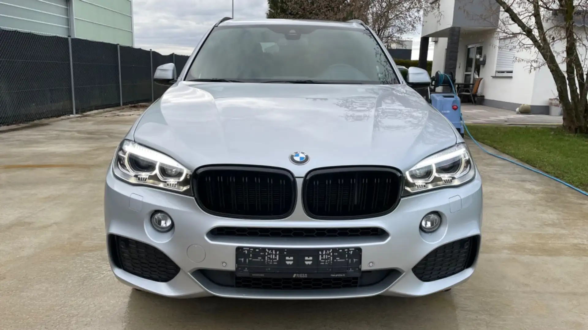 BMW X5 *xDrive25d*M-Paket*FULL*ACC*21'ALU*HUD*Luf*Led Silber - 1