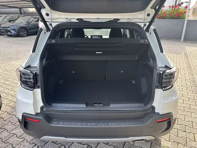 Jeep Avenger view 7