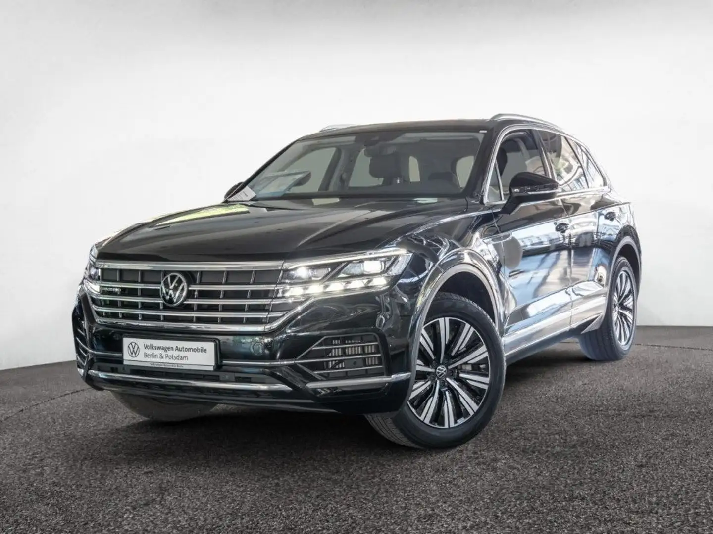 Volkswagen Touareg 3.0 V6 TSI eHybr. Elegance P-Dach IQ.LED Schwarz - 2