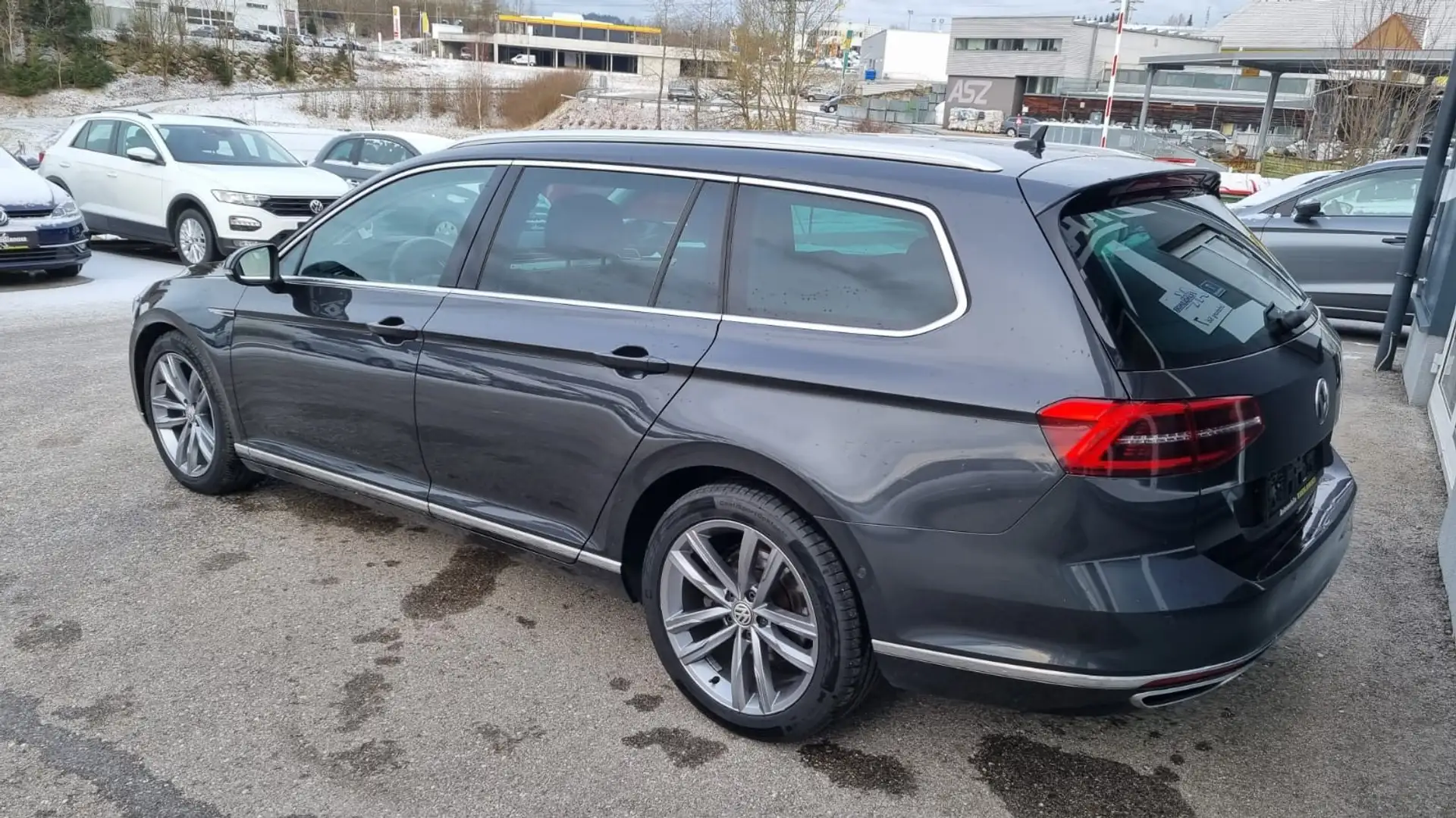 Volkswagen Passat 2.0 TDI SCR 4Mot DSG Highline - 2