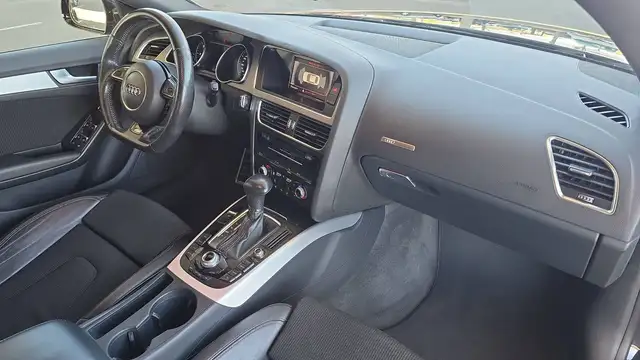 Audi A5 view 10